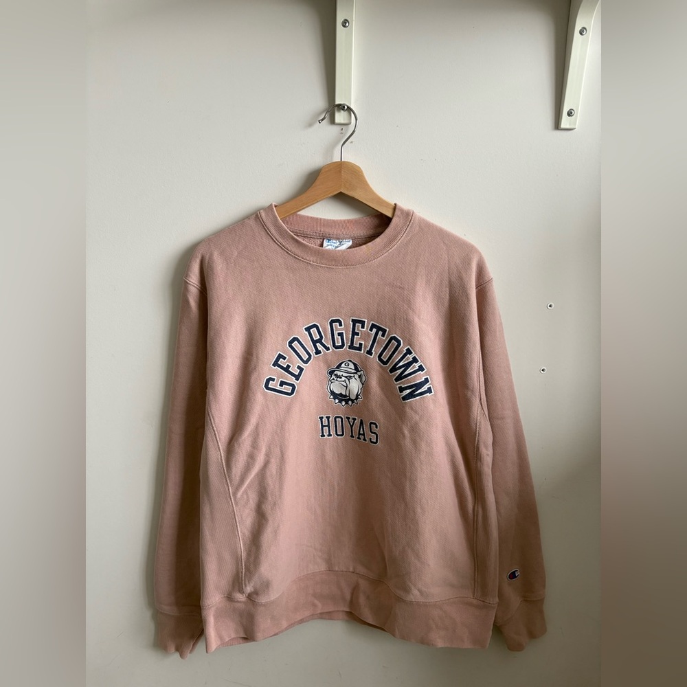 Champion Reverse Weave Georgetown Hoyas Crewneck